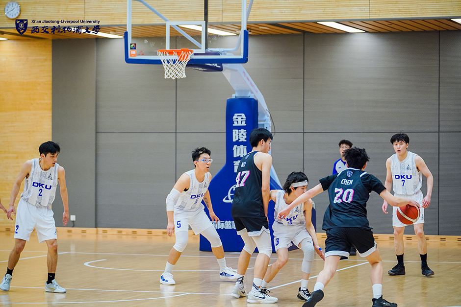 压迫边路