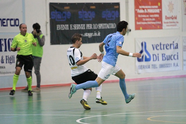 吉拉西无缘2025非洲足球先生奖，他的哥哥在社媒表达不满